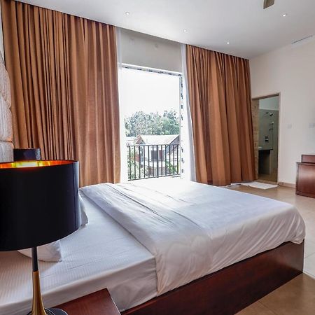 Falcon Suites Whitefield Bangalore Esterno foto